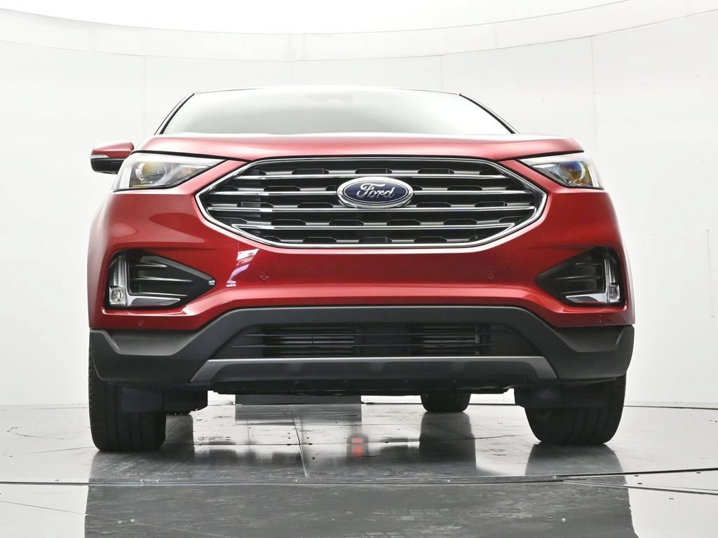 Certified 2022 Ford Edge Titanium AWD/4WD image 38