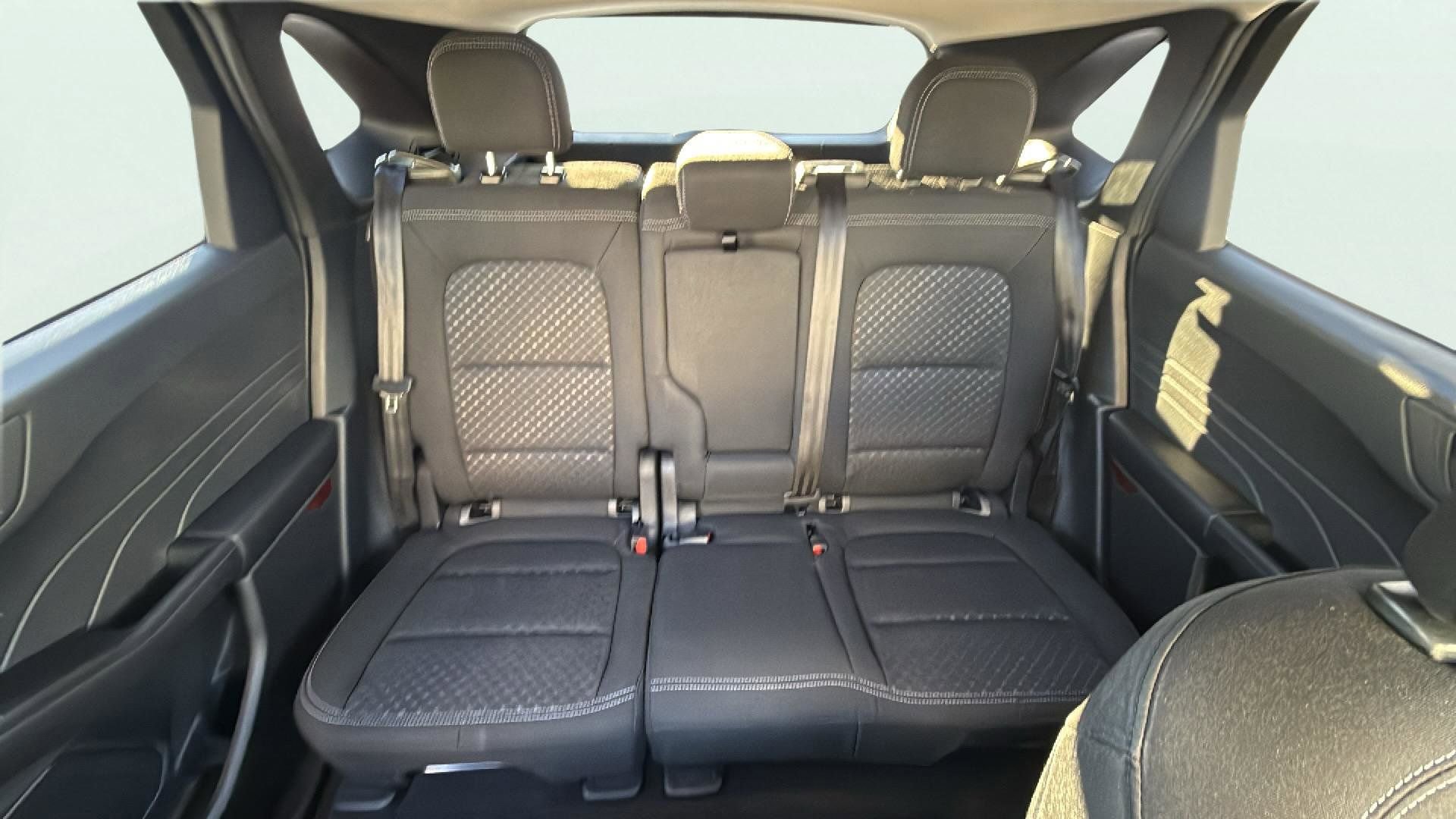 Certified 2025 Ford Escape Active w/ Cold Weather Package image 18