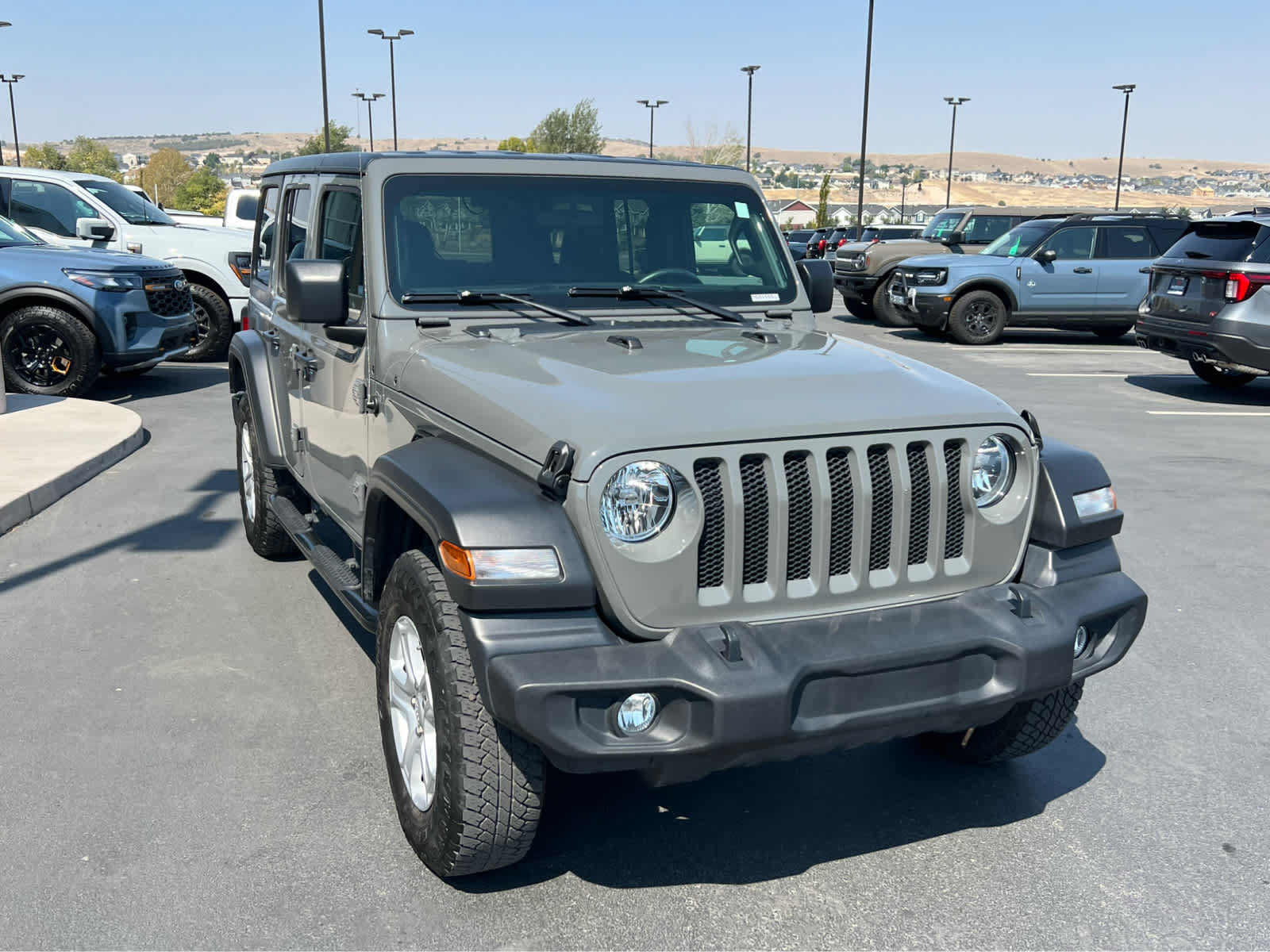 Used 2021 Jeep Wrangler Unlimited Sport AWD/4WD image 4