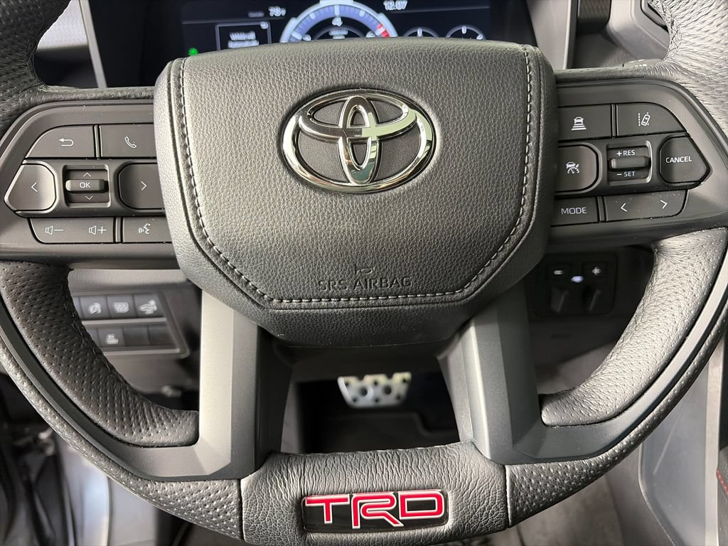 Used 2025 Toyota Sequoia TRD Pro AWD/4WD image 16
