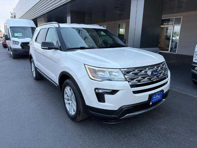 Certified 2018 Ford Explorer XLT w/ Equipment Group 201A AWD/4WD image 1