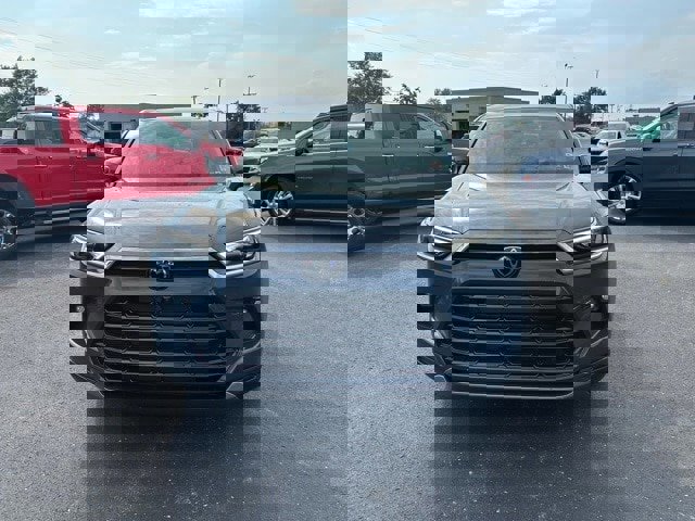 Used 2025 Toyota Grand Highlander AWD image 8