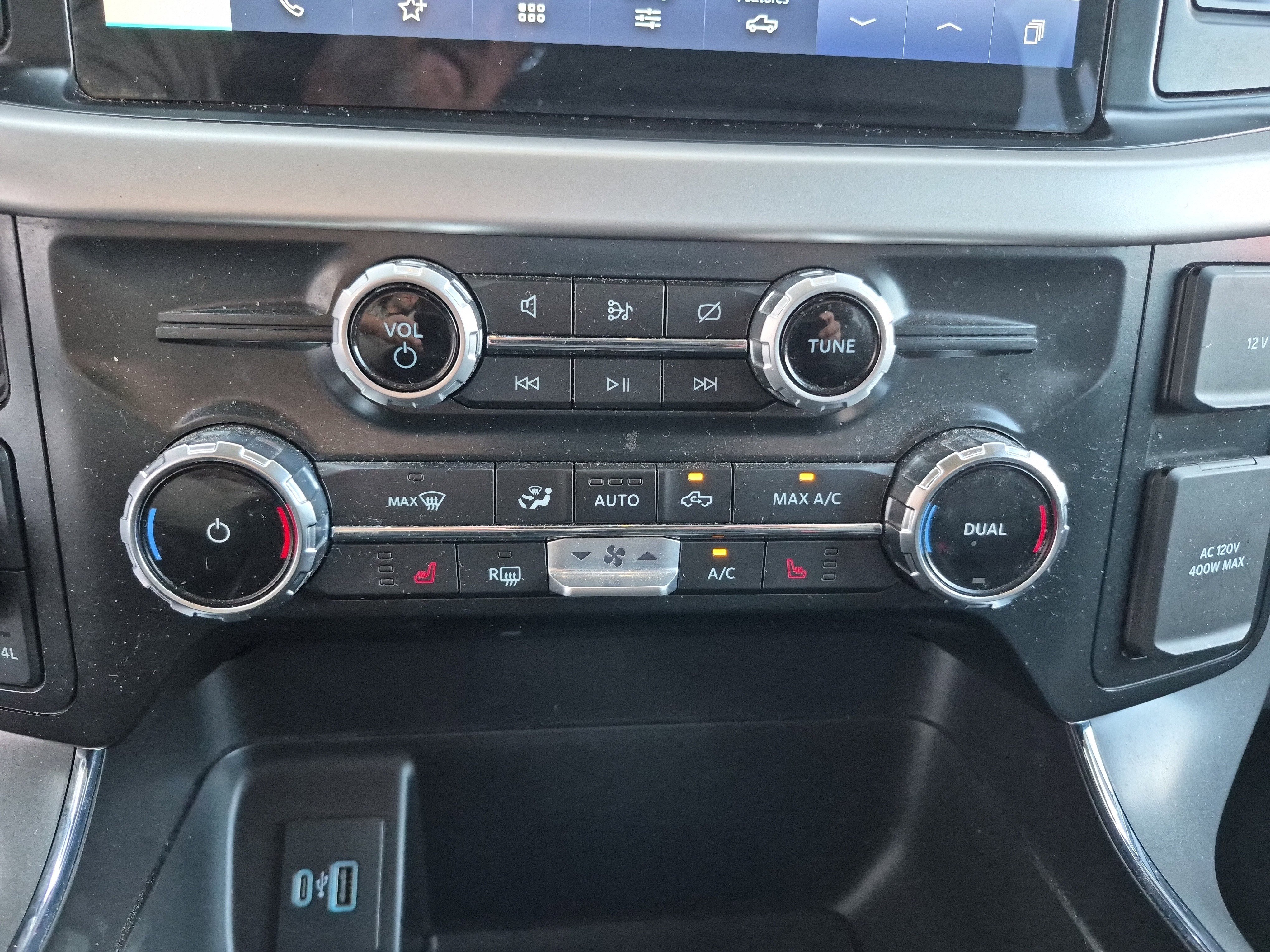 Certified 2022 Ford F150 XLT w/ Equipment Group 302A High image 35