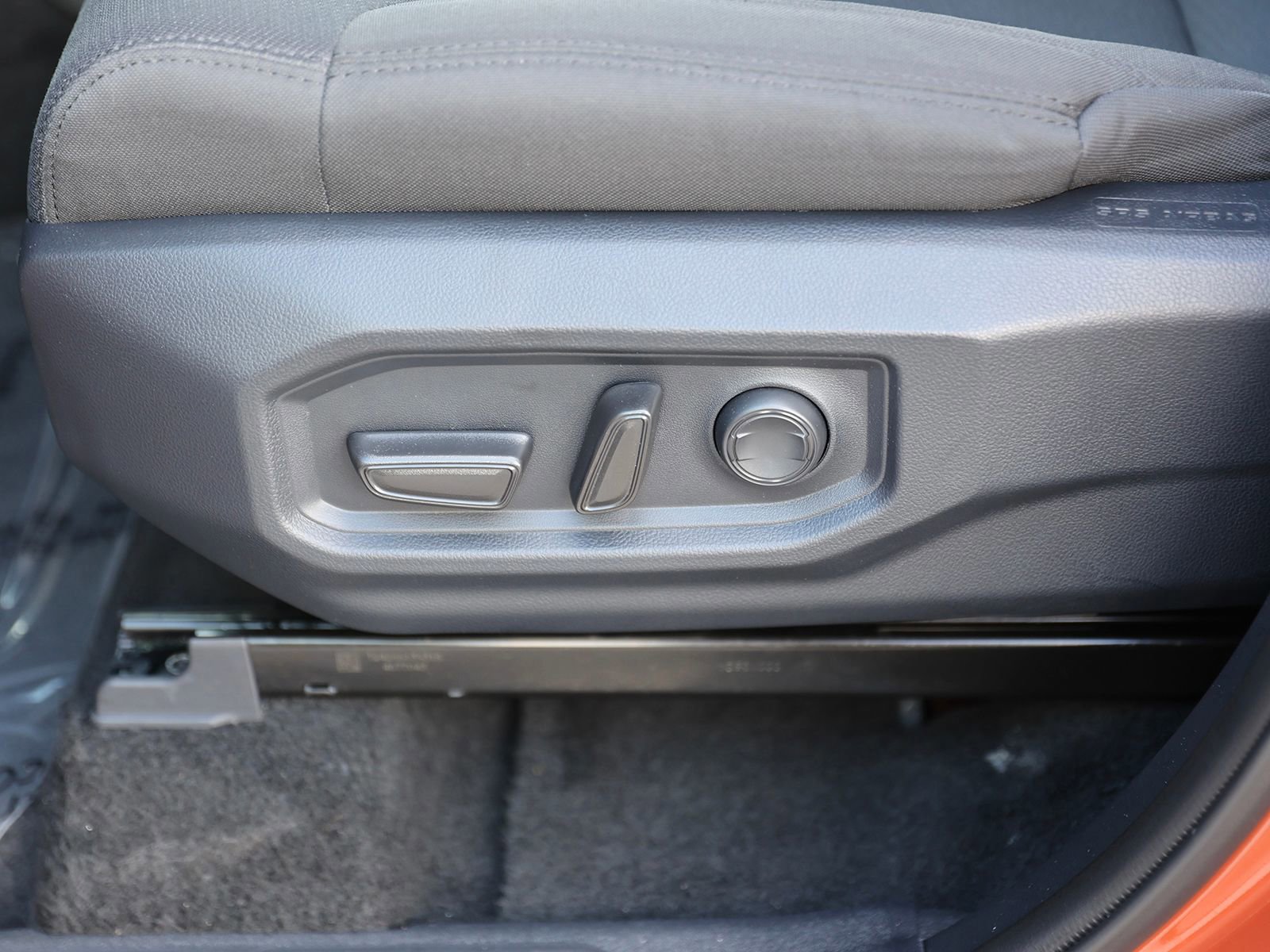 Used 2025 Toyota Tundra SR5 w/ TRD Off-Road Package AWD/4WD image 21