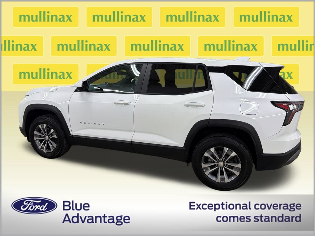 Used 2026 Chevrolet Equinox LT w/ Convenience Package II FWD image 12