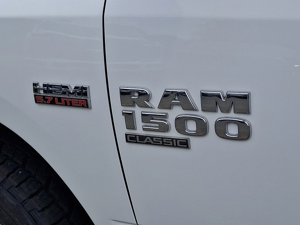 Used 2022 RAM 1500 Classic SLT w/ Protection Group AWD/4WD image 30