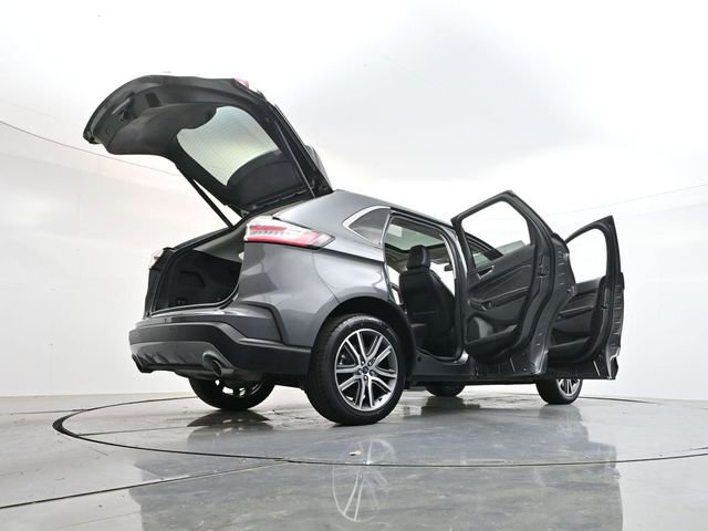 Certified 2022 Ford Edge Titanium AWD/4WD image 42