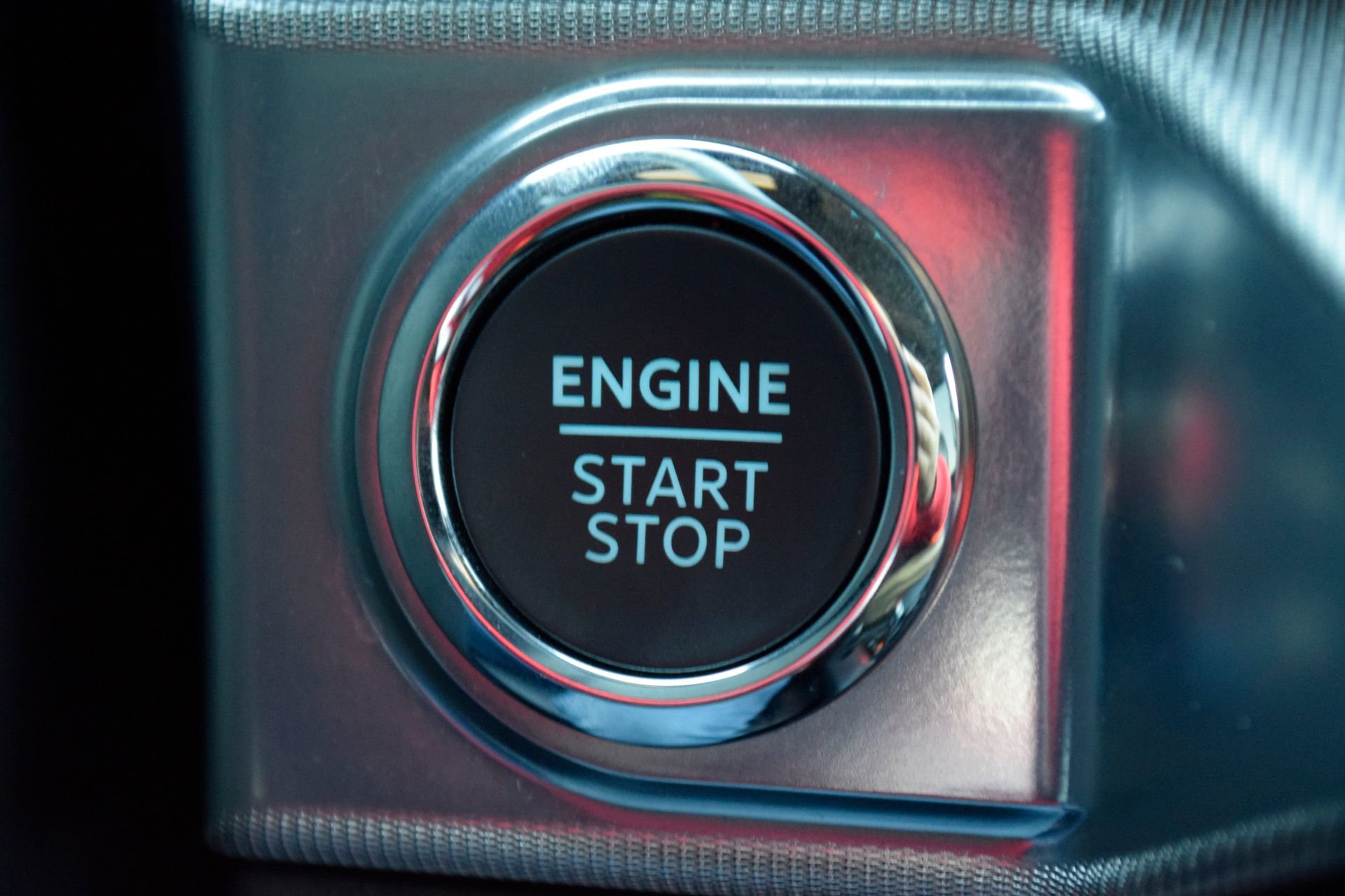 Certified 2025 Ford F150 Lariat w/ FX4 Off-Road Package image 15