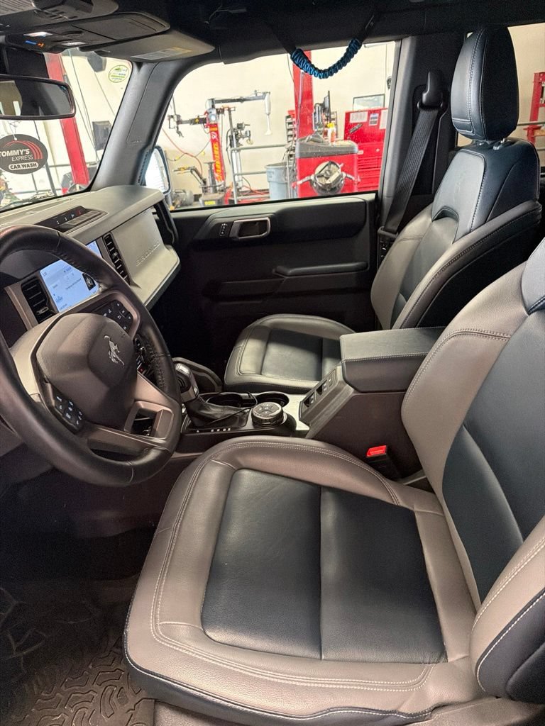 Certified 2024 Ford Bronco Outer Banks AWD/4WD image 2