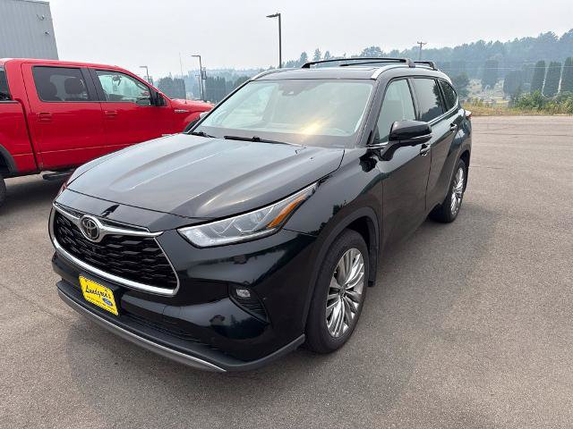 Used 2023 Toyota Highlander Platinum AWD/4WD image 1
