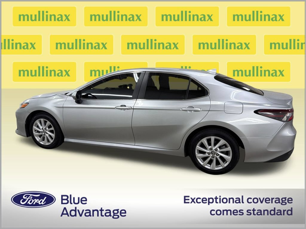 Used 2023 Toyota Camry LE w/ Convenience Package FWD image 11