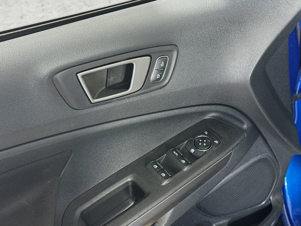 Certified 2022 Ford EcoSport SE w/ SE Convenience Package image 22