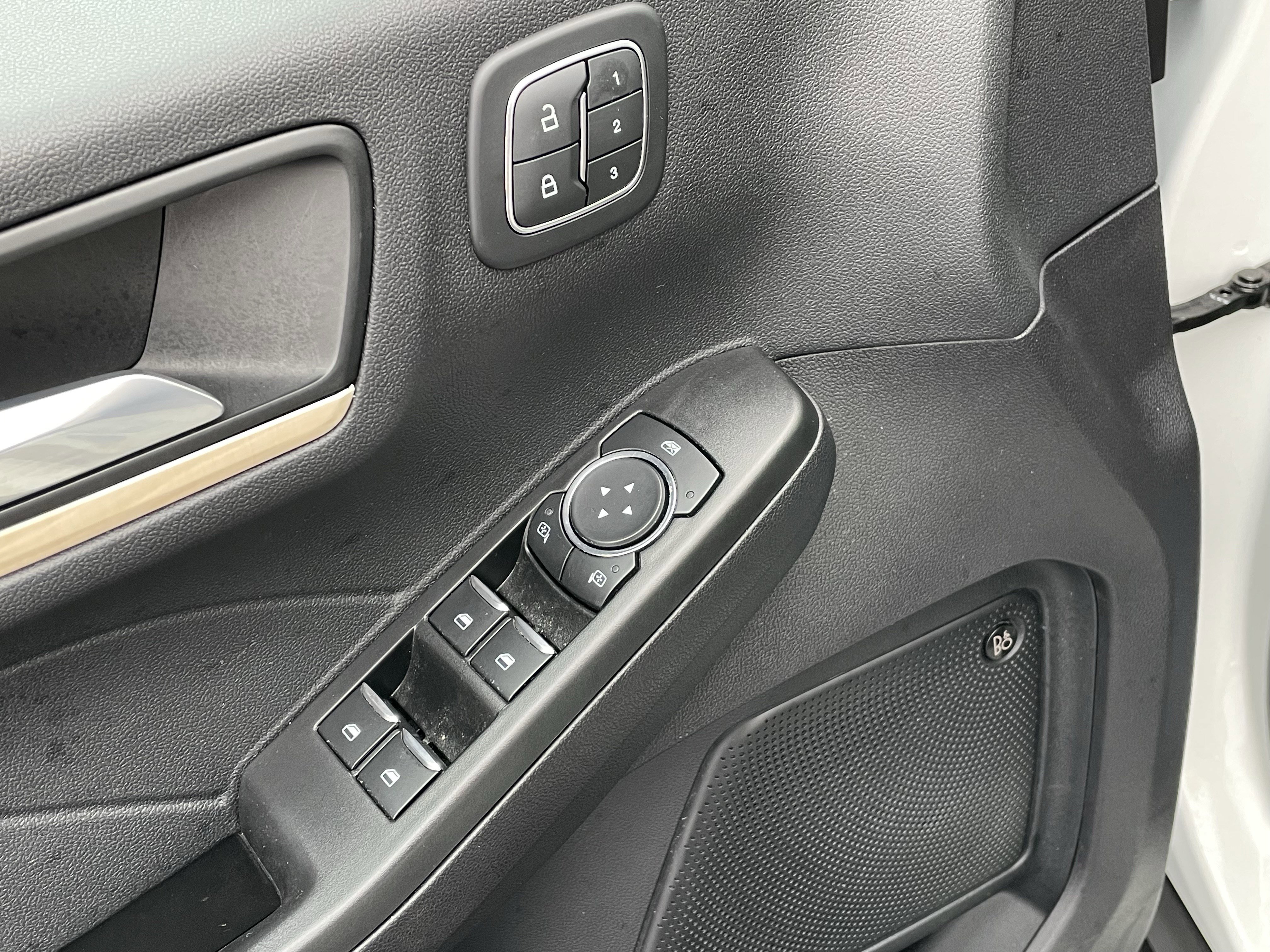 Certified 2022 Ford Escape Titanium w/ Titanium Elite Package image 13