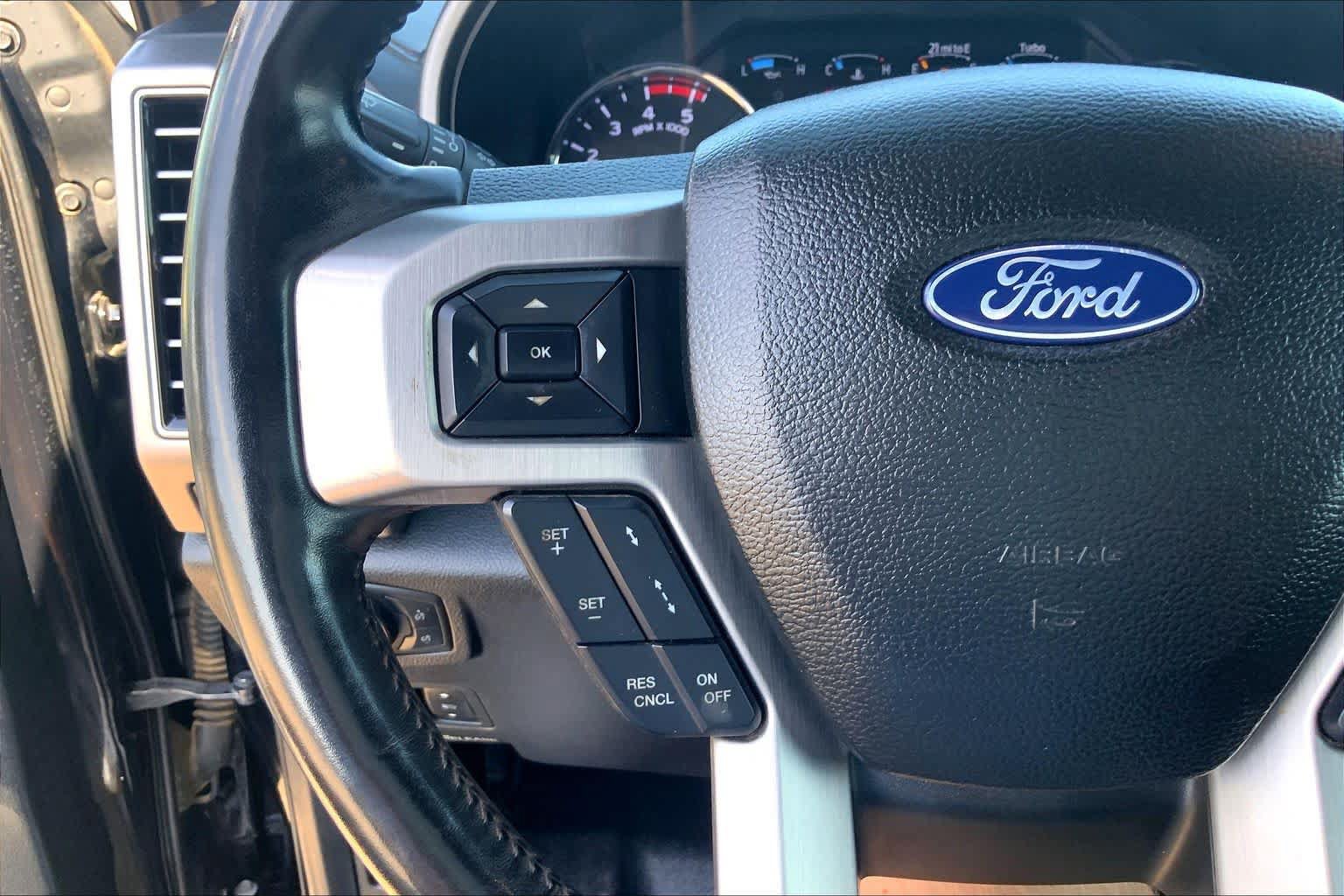 Certified 2020 Ford F350 Platinum AWD/4WD image 23