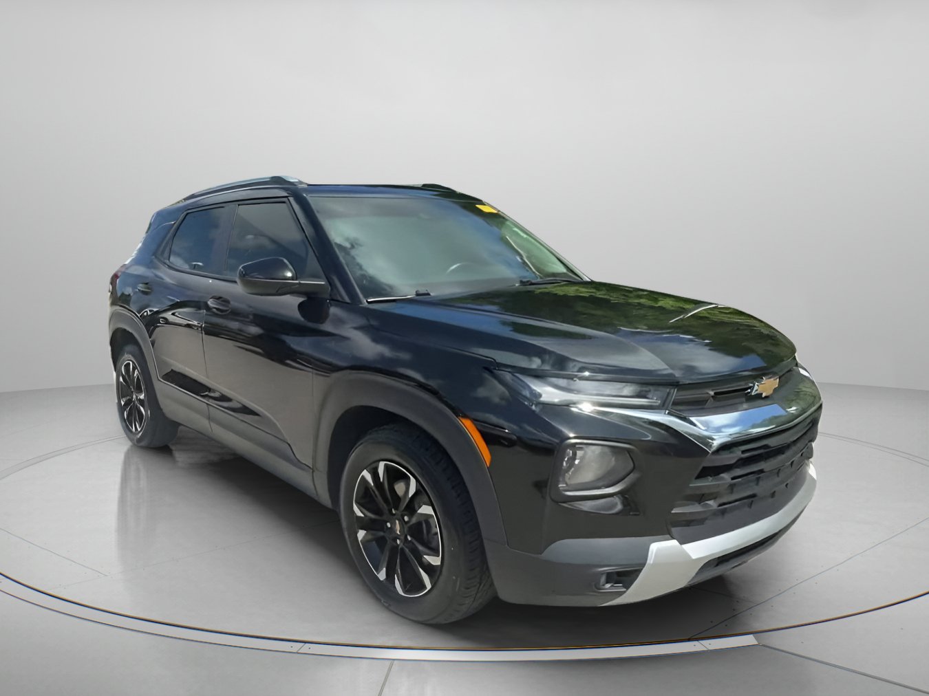 Used 2022 Chevrolet TrailBlazer LT FWD image 4