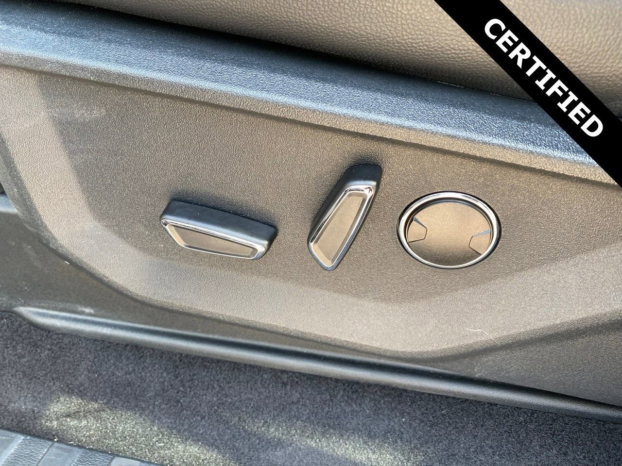 Certified 2025 Ford F150 Lightning Lariat image 35