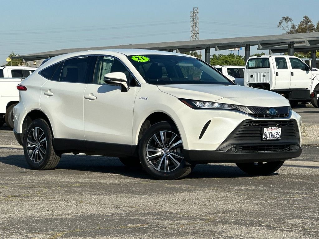 Used 2021 Toyota Venza LE image 8