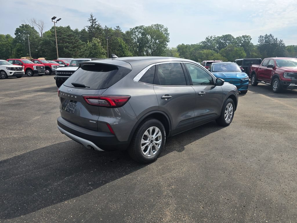 Certified 2023 Ford Escape Active AWD/4WD image 6