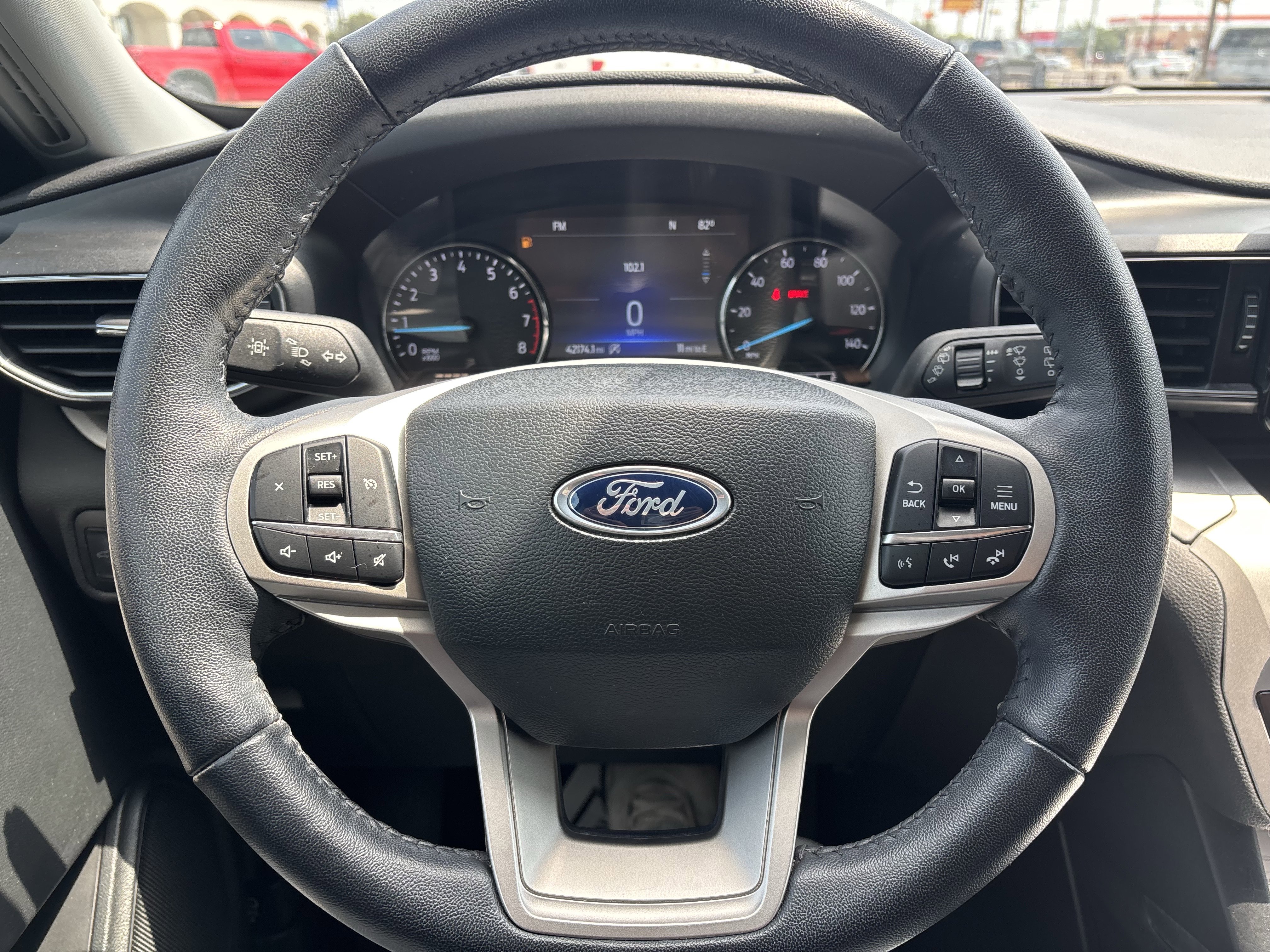 Certified 2023 Ford Explorer XLT w/ Equipment Group 202A RWD image 29