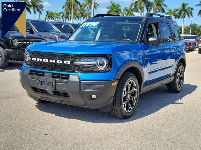 Certified 2025 Ford Bronco Sport Outer Banks w/ Outer Banks Tech Package+ AWD/4WD image 1