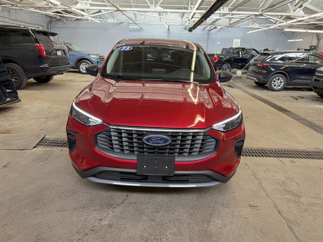 Certified 2023 Ford Escape Active AWD/4WD image 7