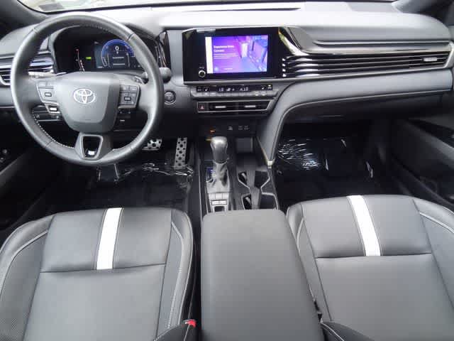 Used 2025 Toyota Camry SE w/ Convenience Package FWD image 12