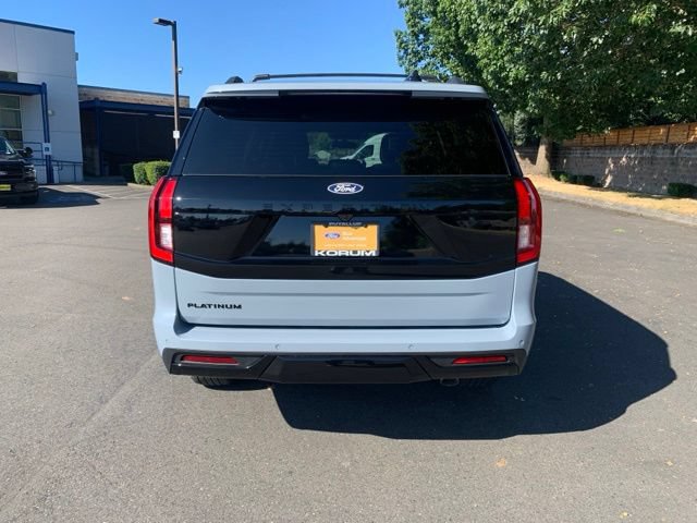 Certified 2027 Ford Expedition Platinum w/ Stealth Appearance Package AWD/4WD image 5