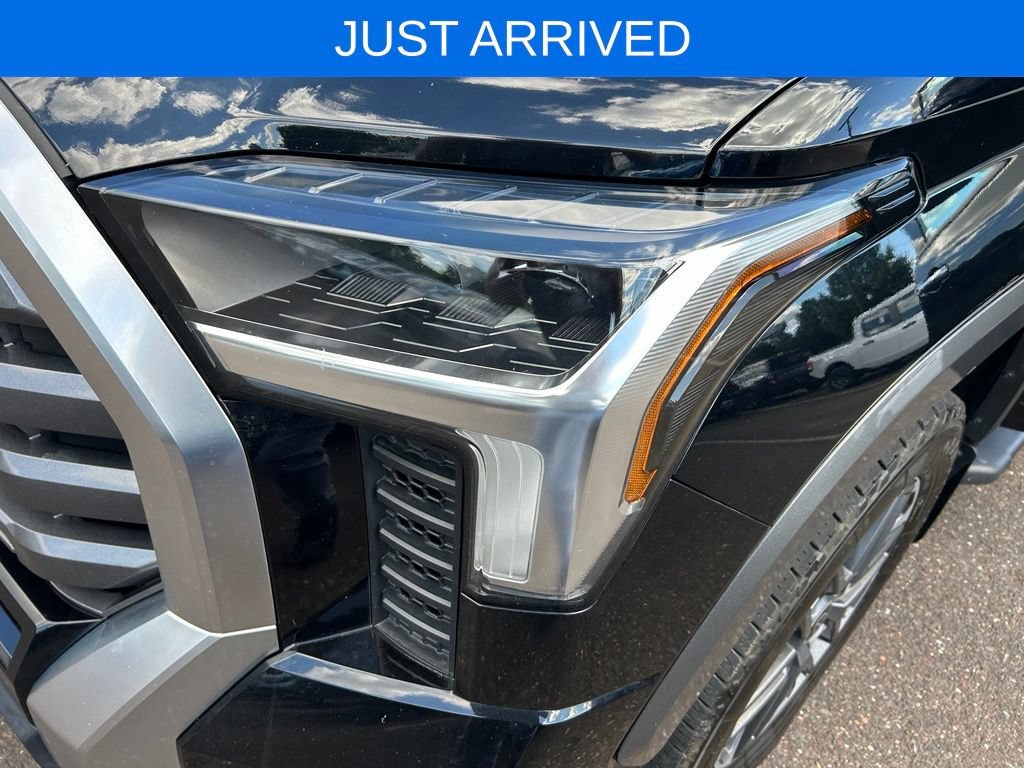 Used 2022 Toyota Tundra Limited w/ Power Package AWD/4WD image 33