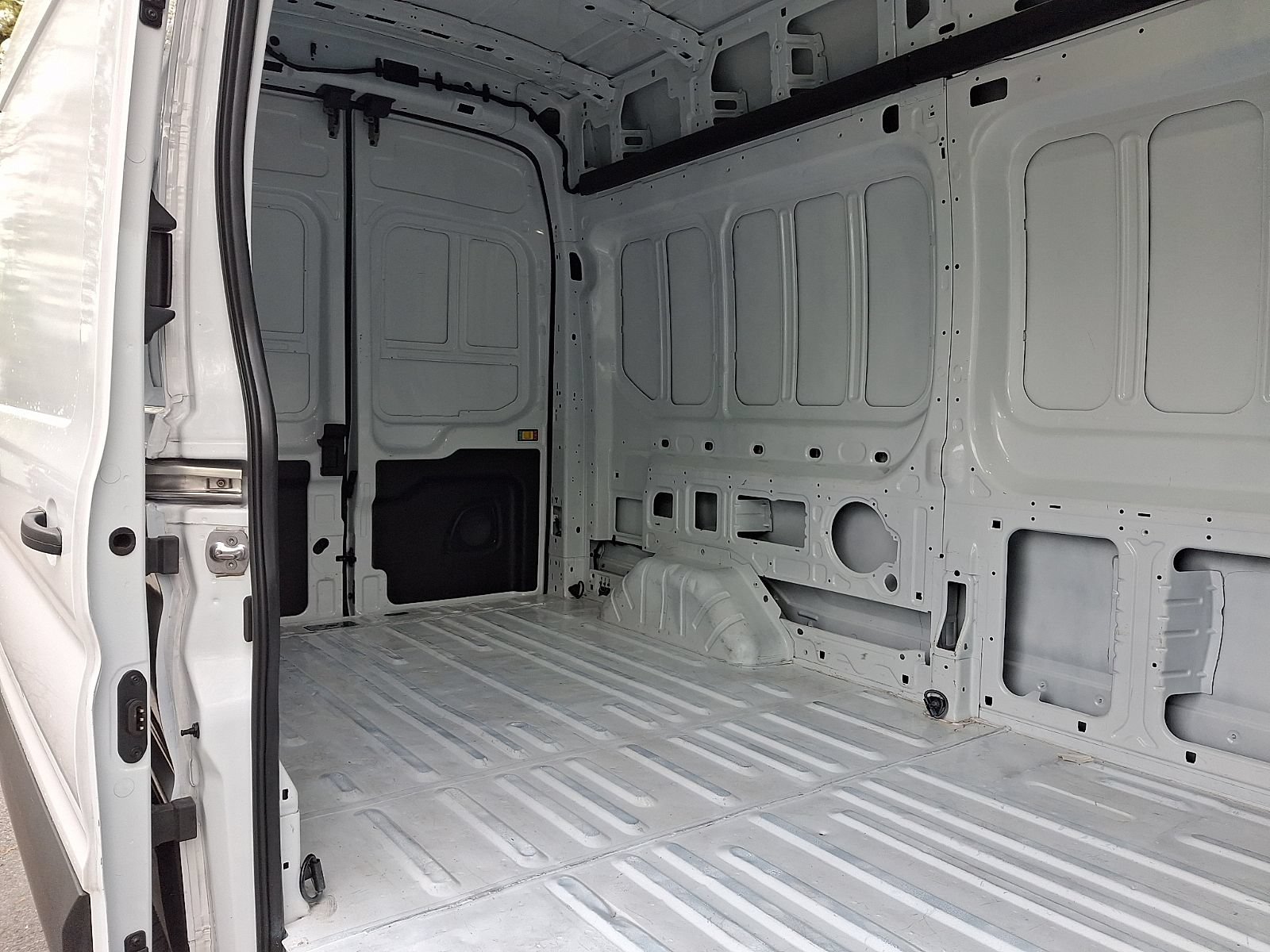 Certified 2024 Ford Transit 250 148 High Roof AWD image 12