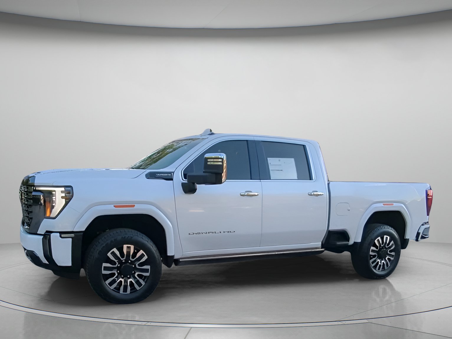 Used 2024 GMC Sierra 2500 Denali Ultimate AWD/4WD image 14