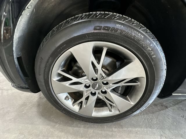 Used 2022 Genesis GV70 3.5T Sport w/ Sport Advanced Package AWD/4WD image 23