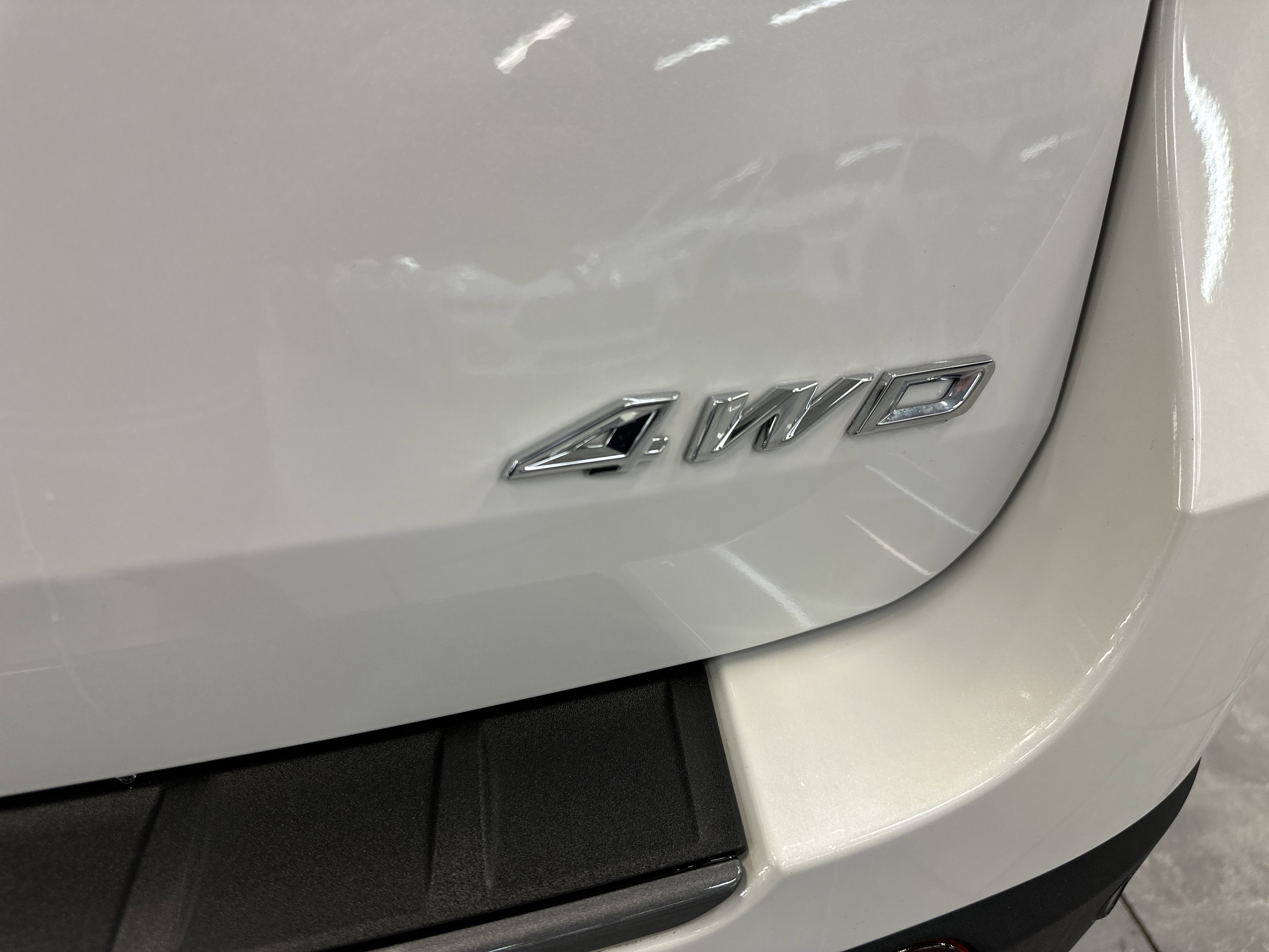 Certified 2023 Ford Explorer XLT w/ Equipment Group 202A image 9