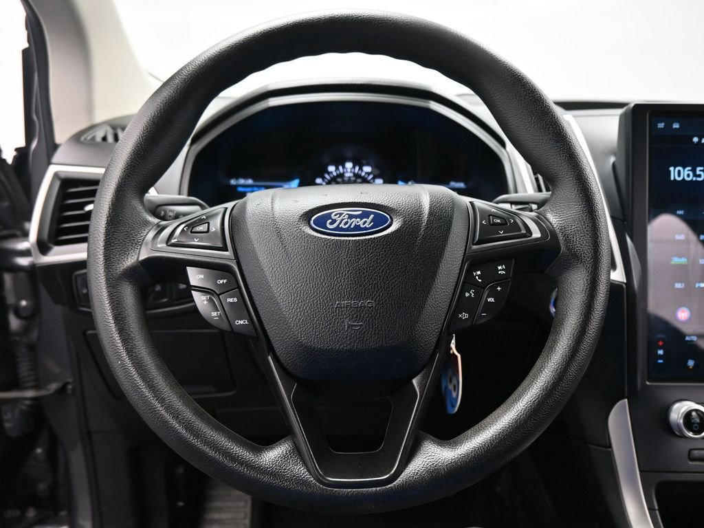 Certified 2022 Ford Edge SE w/ Black Appearance Package image 44