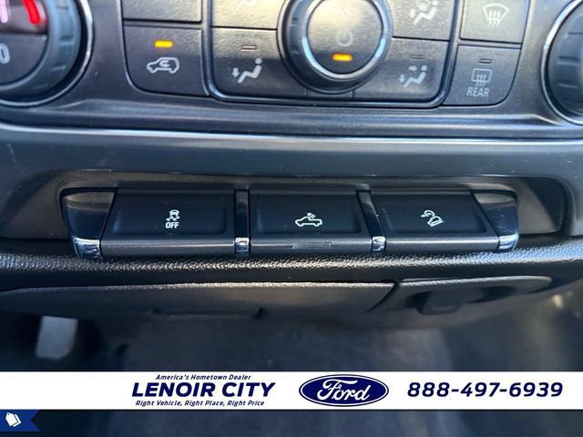 Used 2018 Chevrolet Silverado 1500 LT w/ All Star Edition image 27