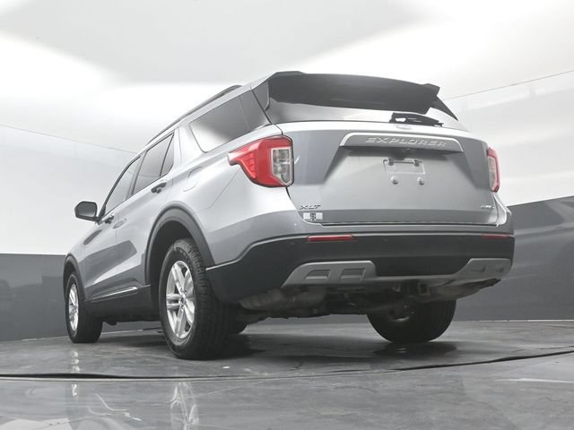 Certified 2024 Ford Explorer XLT w/ Equipment Group 202A AWD/4WD image 22