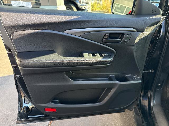 Used 2023 Honda Passport TrailSport image 14