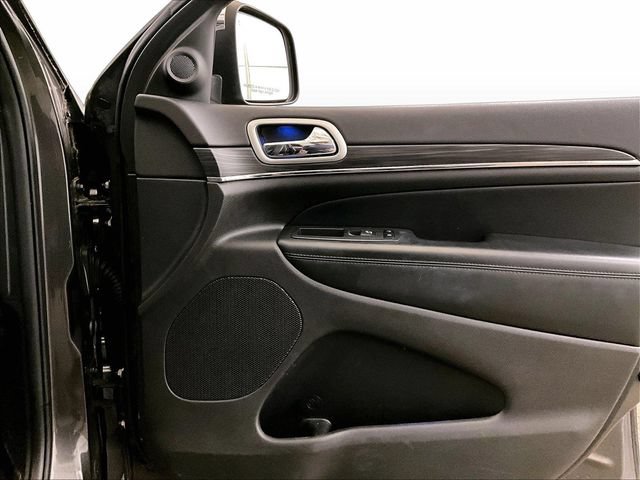 Used 2021 Jeep Grand Cherokee Limited w/ Sun & Sound Group AWD/4WD image 23