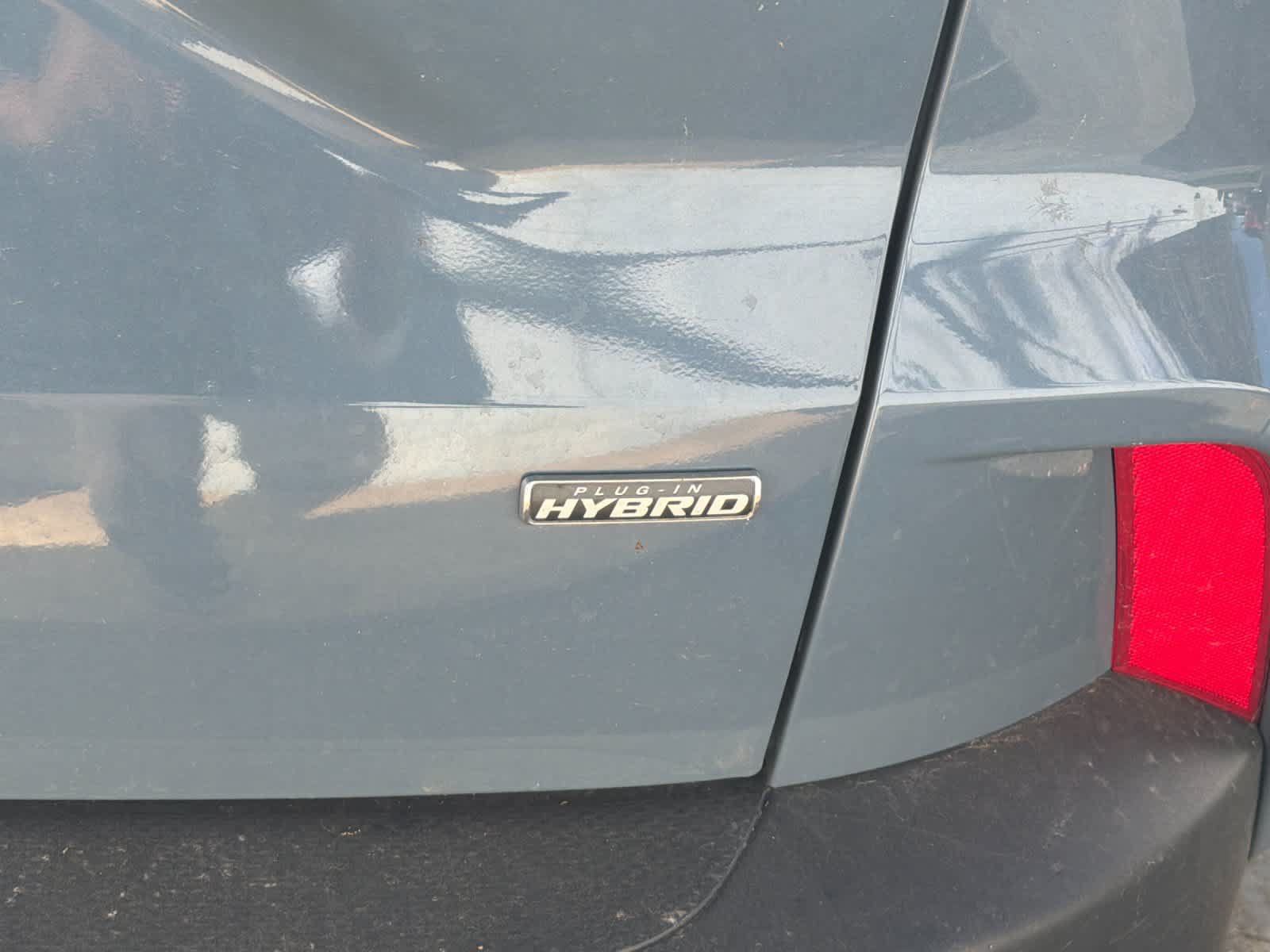 Certified 2025 Ford Escape SE w/ Class II Trailer Tow Package FWD image 10