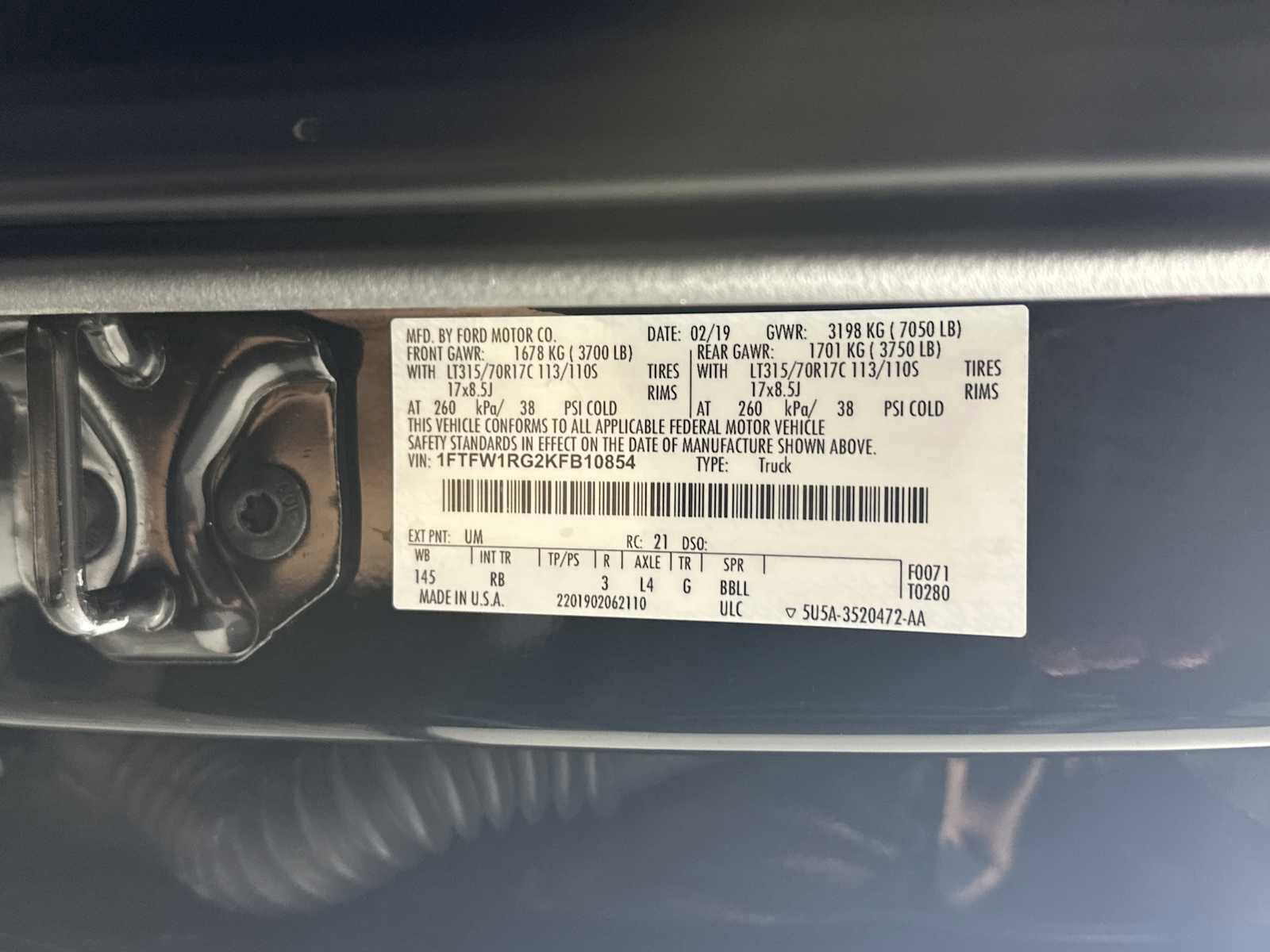 Certified 2019 Ford F150 Raptor w/ Equipment Group 802A Luxury AWD/4WD image 32