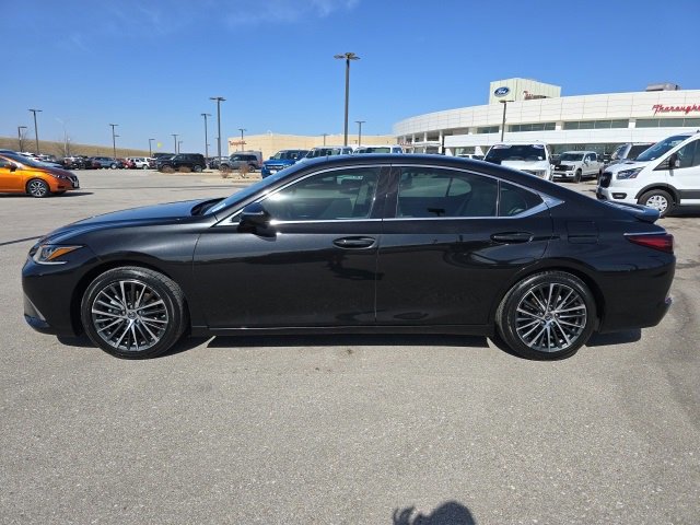 Used 2022 Lexus ES 350 w/ Premium Package image 6