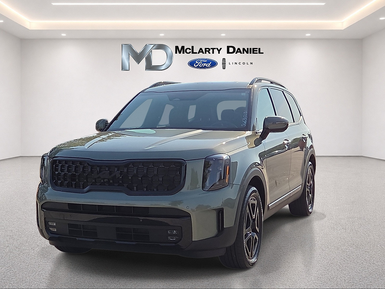 Used 2025 Kia Telluride SX Prestige X-Line AWD/4WD image 2