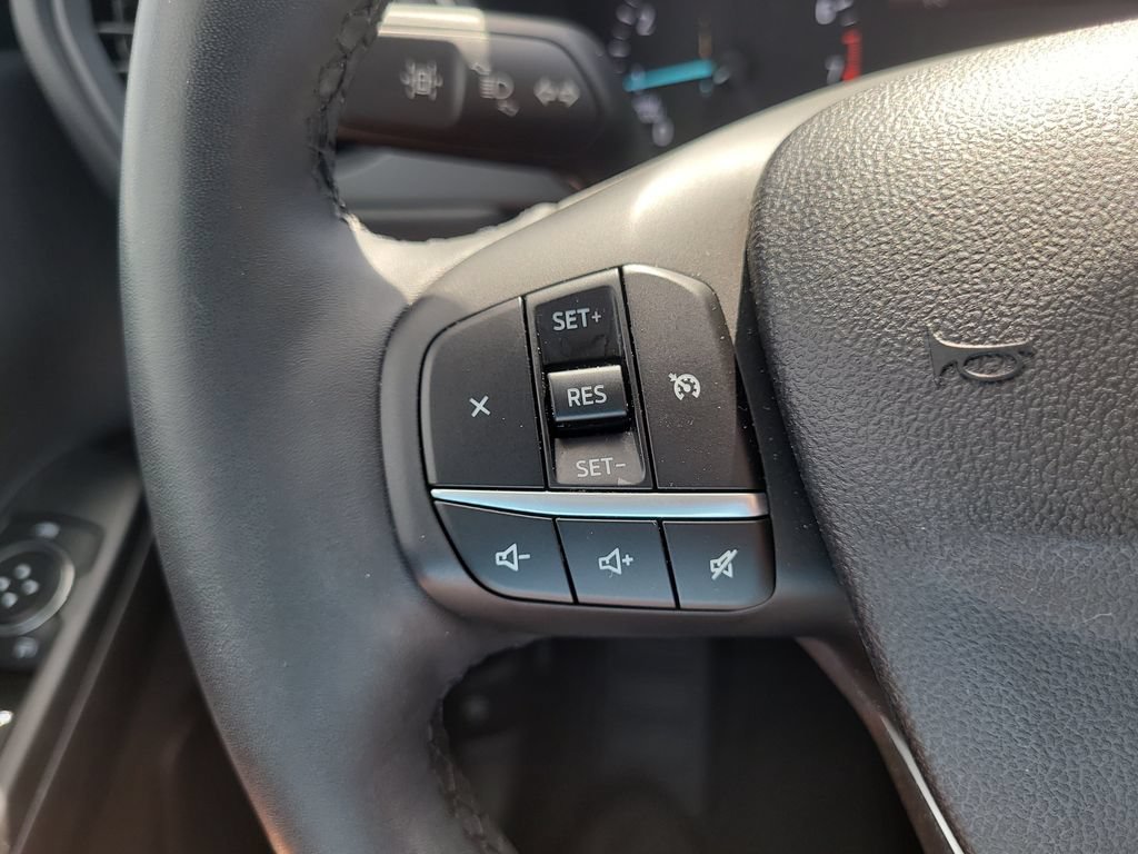 Certified 2022 Ford Escape SE w/ SE Sport Appearance Package FWD image 28