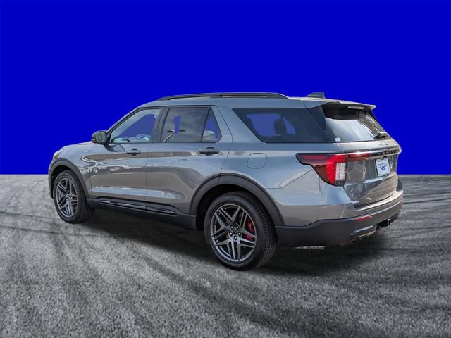 Certified 2026 Ford Explorer ST-Line w/ ST-Line Street Pack RWD image 6