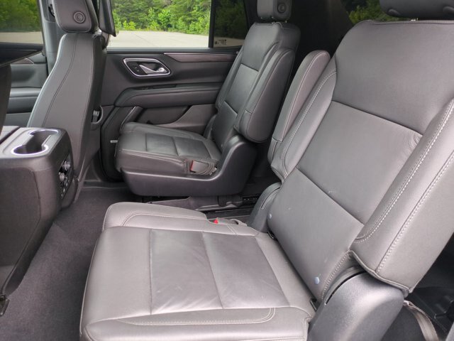 Used 2023 Chevrolet Tahoe Z71 w/ Luxury Package AWD/4WD image 31