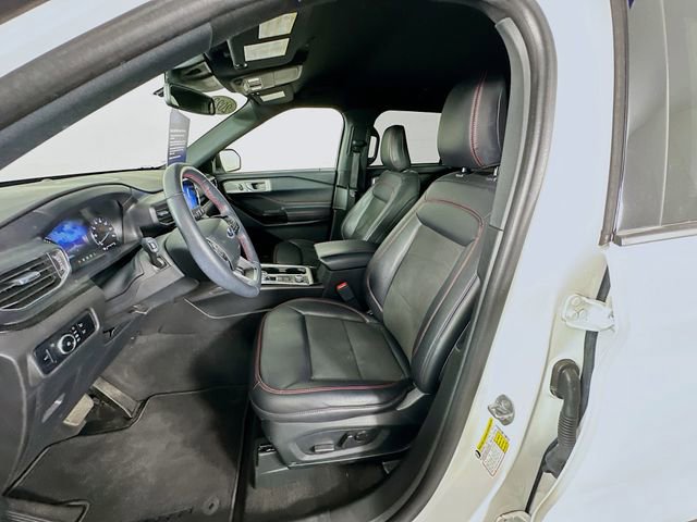 Certified 2023 Ford Explorer ST-Line w/ Class IV Trailer Tow Package AWD/4WD image 31