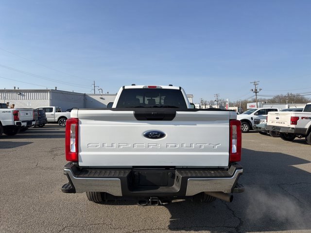 Certified 2025 Ford F250 XL w/ XL Chrome Package AWD/4WD image 6