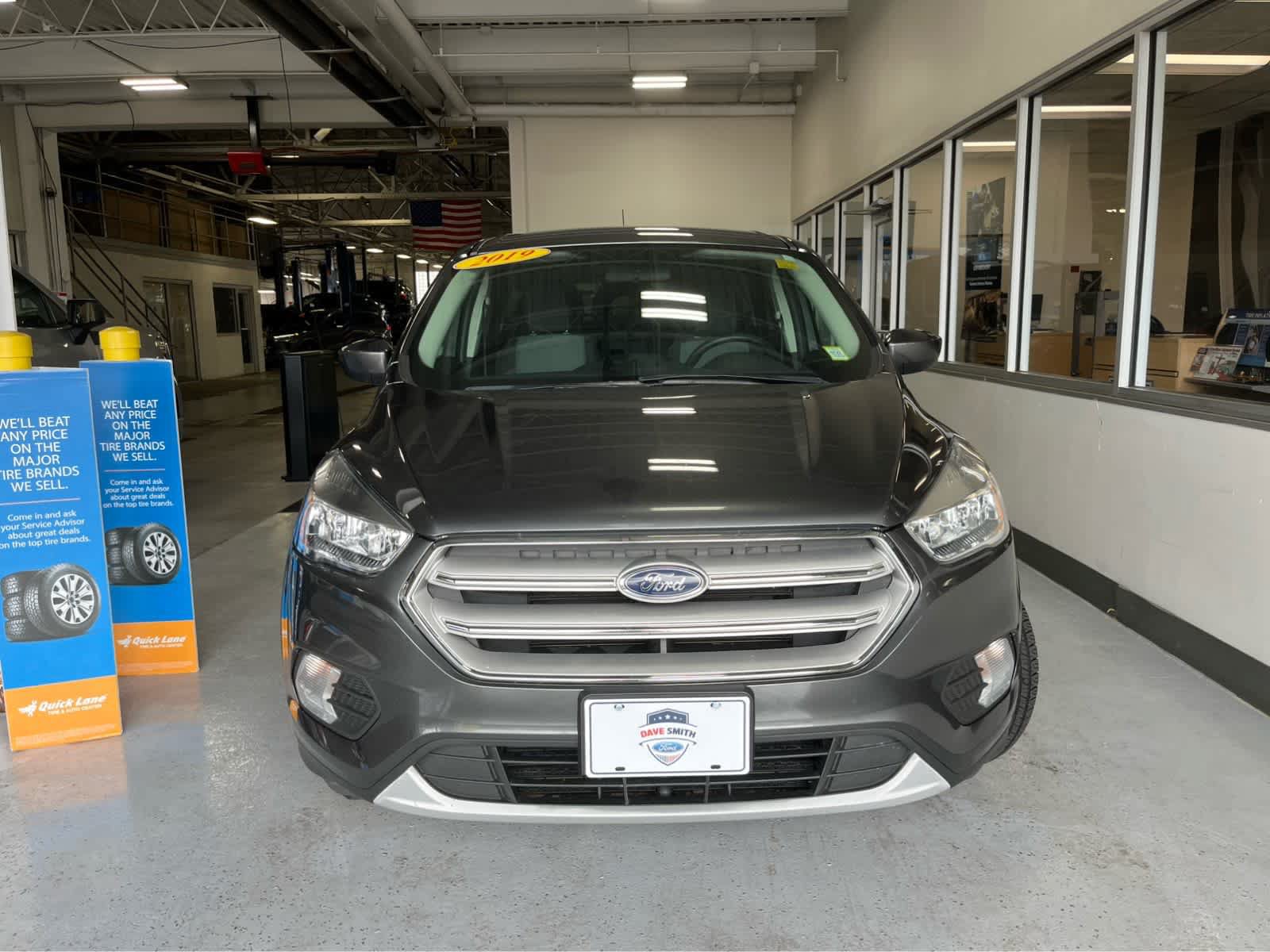 Certified 2019 Ford Escape SE AWD/4WD image 3