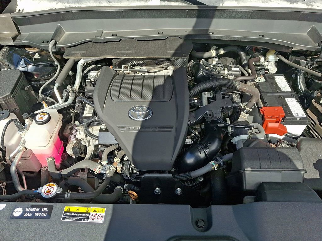 Used 2024 Toyota Grand Highlander Limited image 31