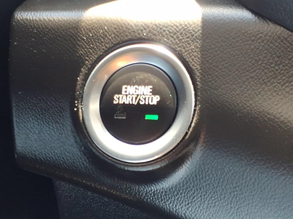 Used 2019 GMC Terrain SLE w/ Driver Convenience Package FWD image 24