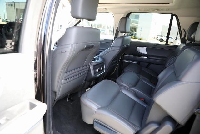 Certified 2025 Ford Expedition Max Active image 32